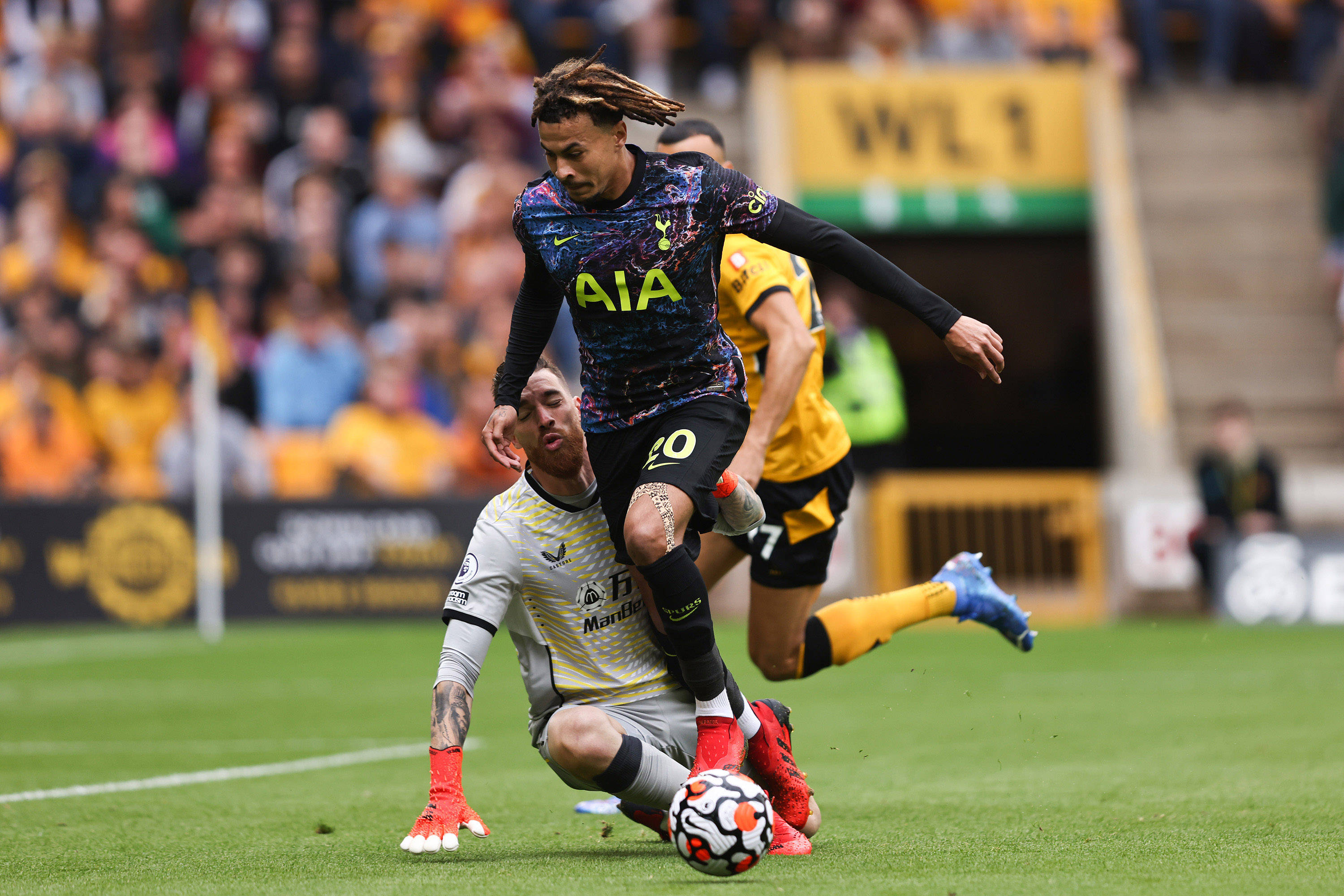 TA：纽卡继续在欧冠中高歌猛进；丹-伯恩的头球破门无与伦比